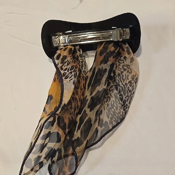 Stylish Women's Hair Accessories Set - Black, Blue, Pink - Picture 13 of 16